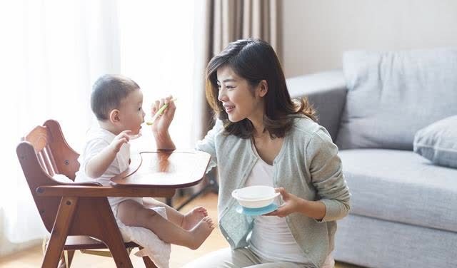 自闭症儿子被老师同学治愈，妈妈的见证